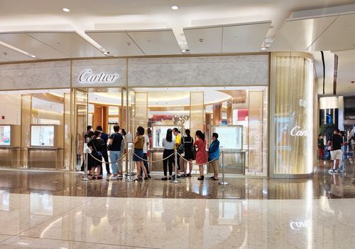 上海有名的奢侈品商场