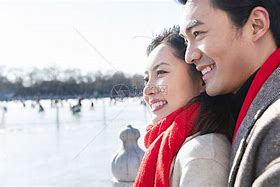 美妆胶卷打造浪漫魅力无限的妆容